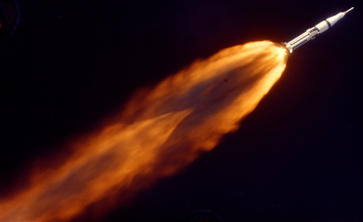 Ракета Сатурн-1Б в полёте